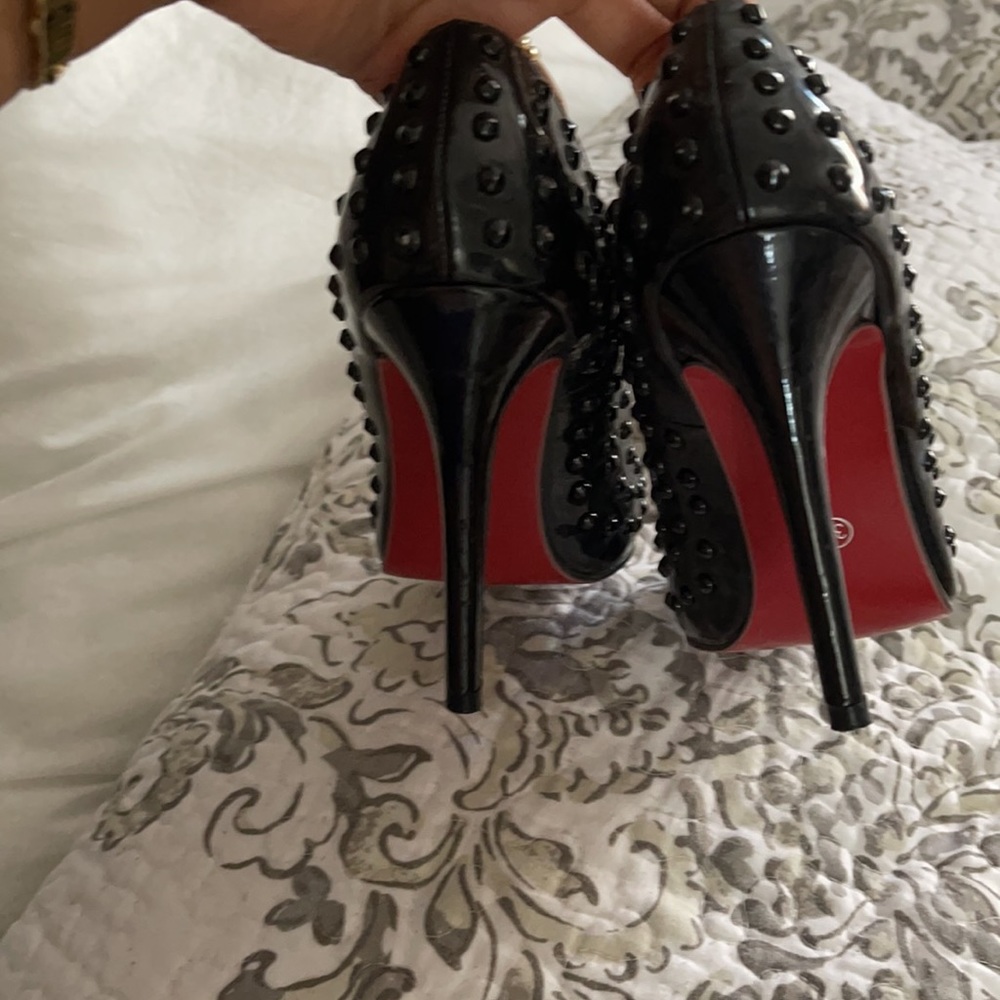 Pumps - Picture 6 of 6